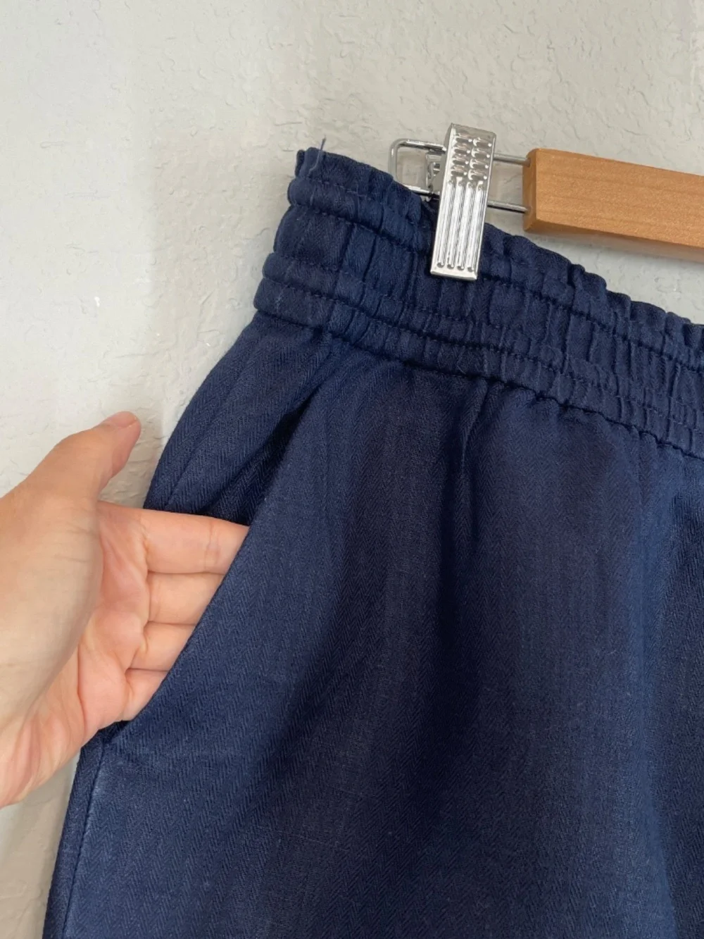 J Crew Linen Shorts Women's Size M Navy Blue Pockets Elastic Waist 3